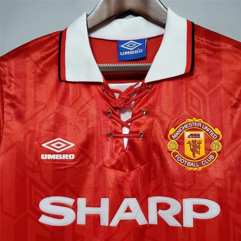 MANCHESTER UNITED 1992/1994 HOME KIT