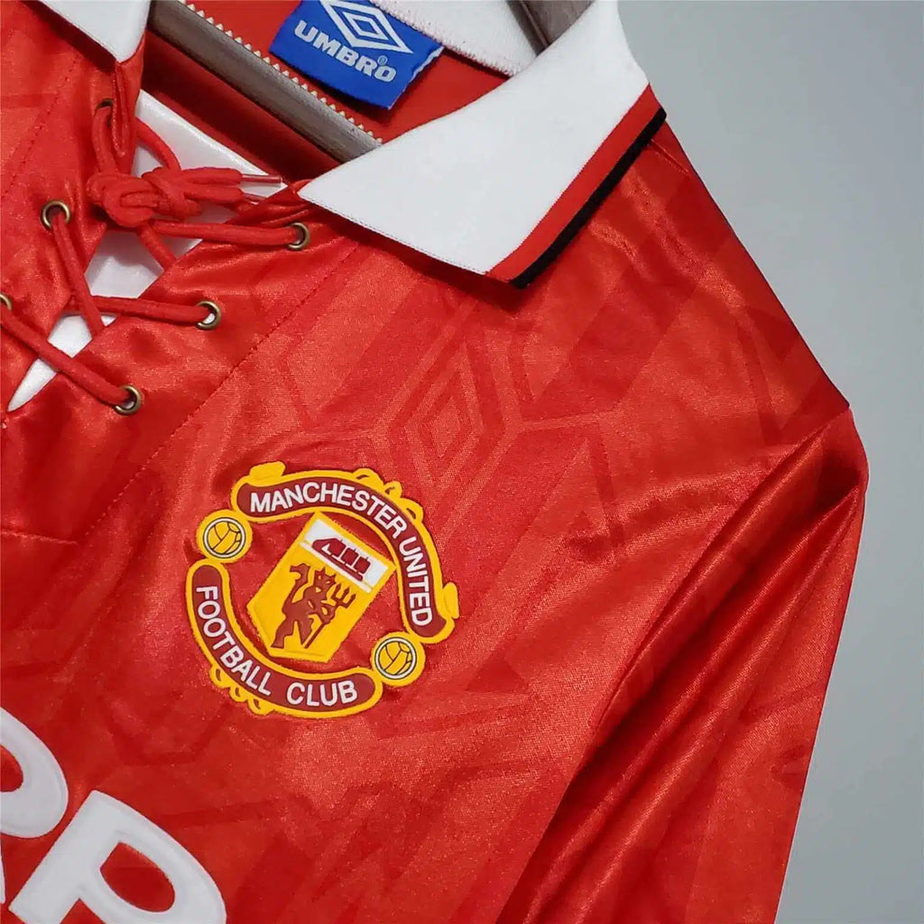 MANCHESTER UNITED 1992/1994 HOME KIT
