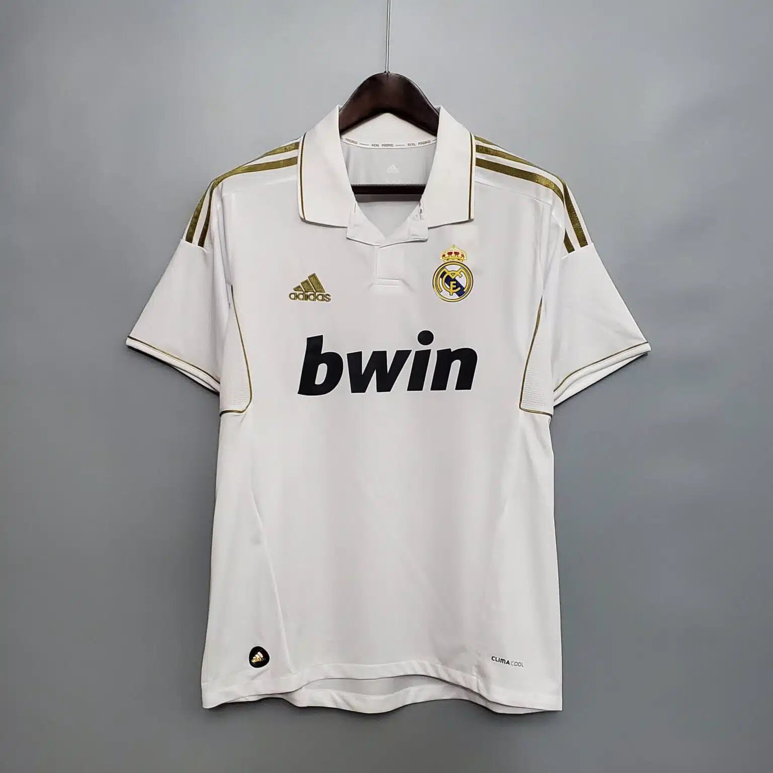 REAL MADRID 2011/2012 HOME SHIRT