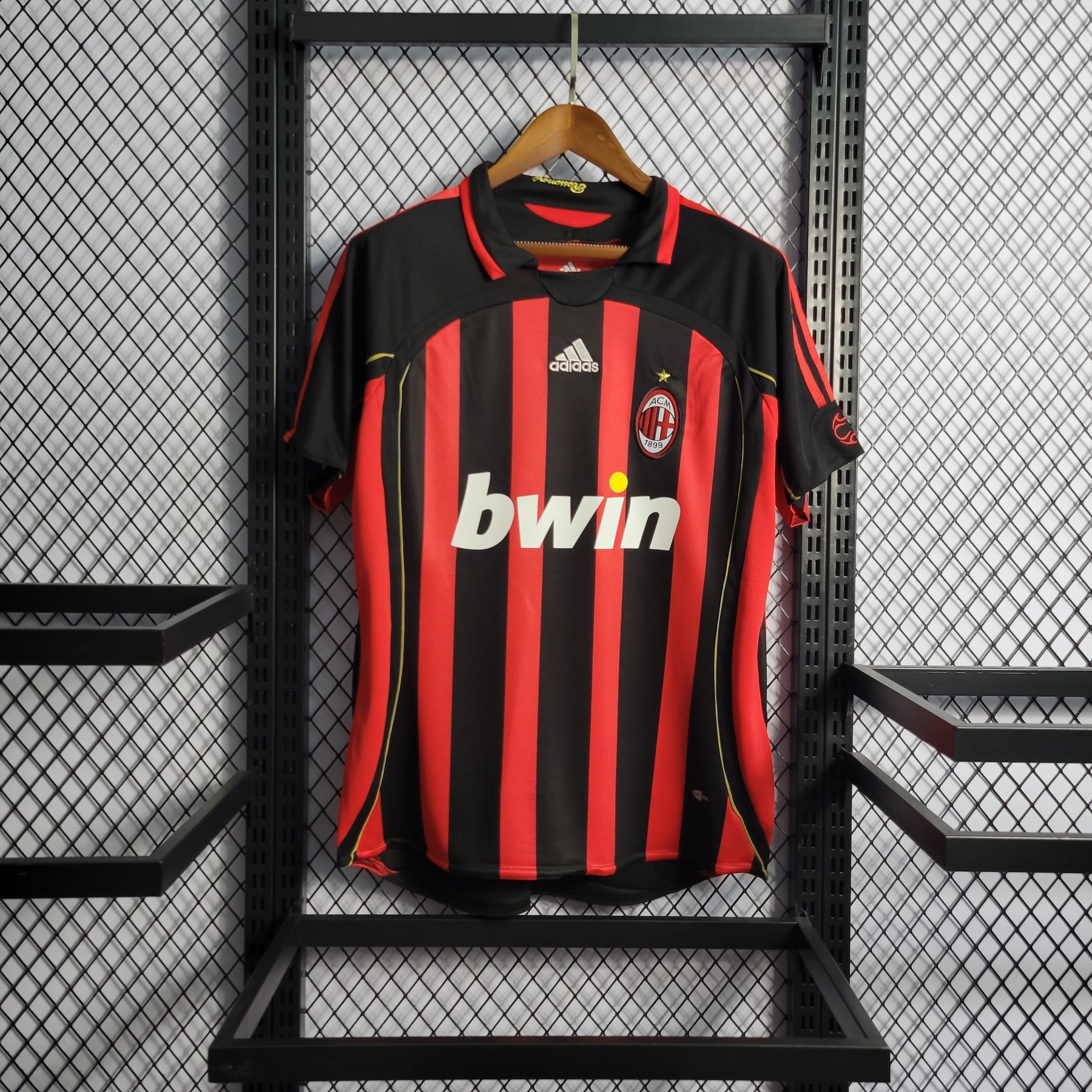 AC MILAN HOME KIT 06/07